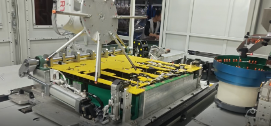 Blog perusahaan terbaru tentang Pemasukan klip otomatis untuk panel pintu mobil